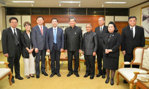 ประธานใหญ่คณะกรรมการ Far East University เข้าเยี่ยมคารวะ รมว.แรงงาน