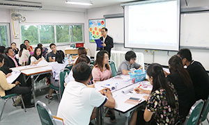 คณะครุศาสตร์ มหาวิทยาลัยราชภัฏลำปาง จัดโครงการอบรมหลักสูตรพัฒนาข้าราชการครู และบุคลากรทางการศึกษาก่อนแต่งตั้งให้มีและเลื่อนเป็นวิทยฐานะครูชำนาญการพิเศษ
