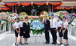 คณะสาธารณสุข ม.รามคำแหงร่วมพิธีวางพวงมาลา "วันมหิดล"