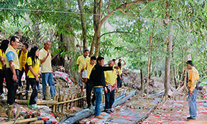 มรส. ลงพื้นที่ร่วมต่อยอดการสร้างฝายมีชีวิต "การจัดการตนเองโดยชุมชน"