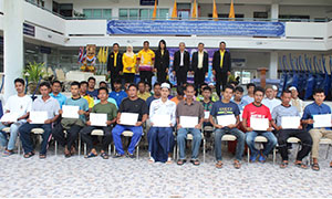 ก.แรงงาน น้อมนำศาสตร์พระราชา สร้างงาน สร้างอาชีพ ดันเศรษฐกิจ 3 จังหวัดชายแดนใต้ สู่เมืองต้นแบบ สามเหลี่ยม มั่นคง มั่งคั่ง ยั่งยืน&nbsp;&nbsp;