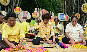 แรงงานนอกระบบ เฮ ! กรมการจัดหางาน ปล่อยให้กู้ยืมกองทุนเพื่อผู้รับงานไปทำที่บ้านสูงสุด 2 แสนบาท