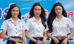 ม.รามฯ เดินหน้าแคมเปญงดใช้ถุงพลาสติก  ชวนพกถุงผ้าทุกวันศุกร์ลดปัญหาสิ่งแวดล้อม