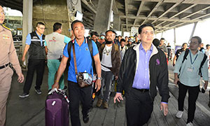 ลูกเรือประมงที่โซมาเลีย กลับถึงไทยแล้ว 18 คน พร้อมดูแลส่งกลับบ้านปลอดภัย