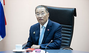 &lsquo;หม่อมเต่า&rsquo;ห่วงใยแรงงาน เยียวยาครอบครัวผู้เสียชีวิตขณะซ่อมบ่อบำบัดน้ำเสีย จ.สงขลา