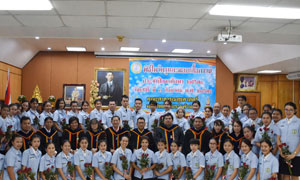 สาธารณสุข ม.รามคำแหง จัดพิธีไหว้ครู-มอบเสื้อกาวน์ ปี 62