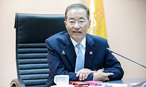 &lsquo;หม่อมเต่า&rsquo;เร่งช่วยลูกจ้างจีเอ็มที่ถูกปลดได้สิทธิประโยชน์คุ้มครองตามกฎหมายโดยเร็ว