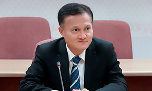 ก.แรงงาน สั่งจัดงานรองรับลูกจ้างเอเพ็กซ์ สมุทรสาคร กว่า 700 อัตรา