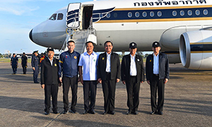 &lsquo;หม่อมเต่า&rsquo;ร่วมคณะนายกฯ ลงพื้นที่อุบลฯ ติดตามฟื้นฟูผู้ประสบอุทกภัยหลังน้ำลด