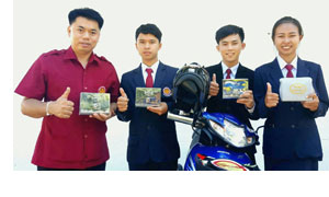 เด็กเทคนิคเดชอุดมสุดเจ๋ง! ประดิษฐ์อุปกรณ์ล็อครถจักรยานยนต์ระบบทรีอินวัน (3 in 1) ลดปัญหา การโจรกรรมรถจักรยานยนต์ในพื้นที่ สู่ธุรกิจสร้างยอดขายสุดปัง