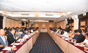 ก.แรงงาน เปิดเวทีรับฟังความเห็นกับบริษัทจัดหางานปรับระเบียบจัดส่งคนไทยไปทำงานต่างประเทศ