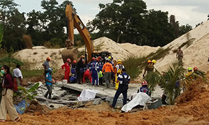&lsquo;หม่อมเต่า&rsquo;ห่วงแรงงานเสียชีวิตเหตุนั่งร้านถล่มที่ภูเก็ต สั่งหน่วยในสังกัดลงพื้นที่ช่วยเหลือตามภารกิจ
