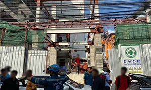 กสร. เรียกสอบนายจ้างนั่งร้านย่านป้อมปราบฯ ถล่ม 25 พ.ย.นี้