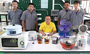 กพร.ส่งมอบ 2 สุข ให้ความรู้-ให้บริการ ช่วงเทศกาลปีใหม่