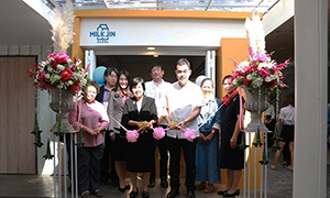 Milk Lin Grand Opening