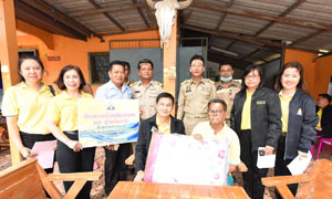 &lsquo;ที่ปรึกษา รมว.แรงงาน&rsquo; มอบสิ่งของให้กำลังใจผู้ประกันตนทุพพลภาพ จ.นครสวรรค์