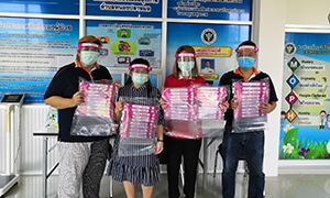 เราจะฝ่าวิกฤต COVID-19 ไปด้วยกัน! SPU จัดส่ง Face Shield ไปยังโรงพยาบาลส่งเสริมสุขภาพ ตำบลหนองปลาหมอ จ.สระบุรี