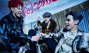 TRINITY ปลื้ม Champagne Poppin ขึ้นชาร์ตอันดับ 1 เพลงอินเตอร์ ที่คนฟังมากที่สุดในประเทศ