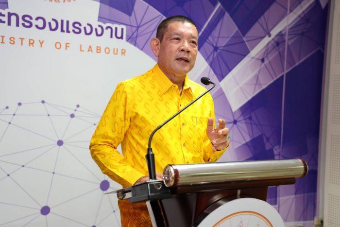 พิพัฒน์หนุนผู้ประกันตนมีบ้าน จับมือ ธอส.ให้สินเชื่อที่อยู่อาศัย เริ่ม 1 พ.ย.นี้
