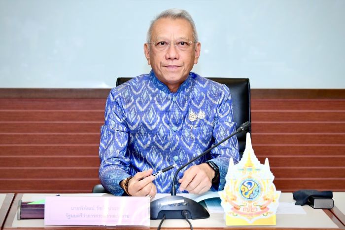 “พิพัฒน์” เผยข่าวดี! ผ่อนผันแรงงาน 3 สัญชาติ เดินทางกลับบ้านช่วงสงกรานต์ งดเว้นค่าธรรมเนียม Re-Entry