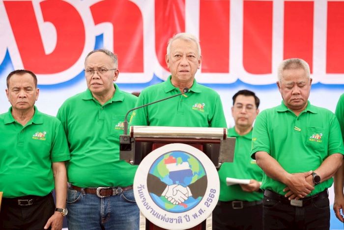 “พิพัฒน์” นำขบวนวันแรงงาน68 มอบของขวัญ เปิดทางเข้าถึง “ทุนอาชีพ”ดอกเบี้ยต่ำ วงเงิน 1.2แสนล้าน สร้างอาชีพ ลดหนี้นอกระบบ–เสริมสภาพคล่องธุรกิจ