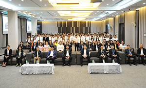 สมาคมเพื่อนชุมชนมอบ 73 ทุน ป.ตรี &ndash; อาชีวะ ปี 68 ปั้นเยาวชนลดช่องว่างการศึกษา สานฝันสู่อาชีพ