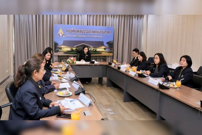 ดร.บุณณดา โฆษกกระทรวงแรงงาน พร้อมคณะที่ปรึกษารัฐมนตรี ลงพื้นที่ติดตามงานศูนย์ฟื้นฟูสมรรถภาพคนงาน ภาค 1 จ.ปทุมธานี พร้อมผลักดันยกระดับคุณภาพชีวิตผู้ประกันตนทุพพลภาพ